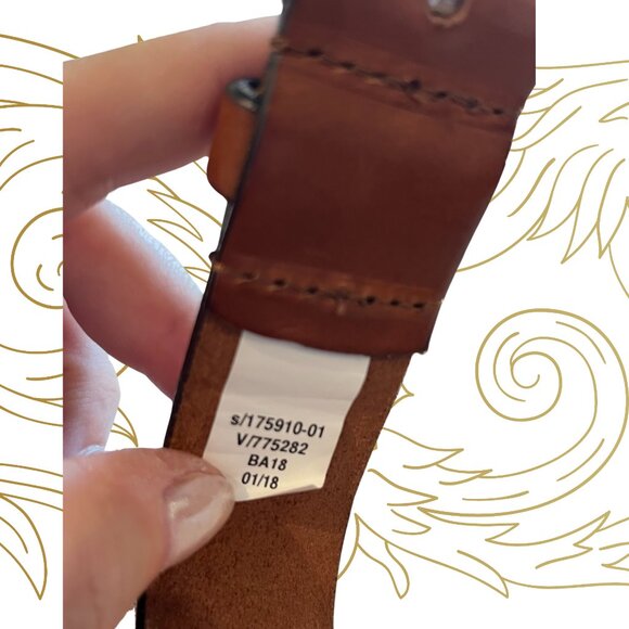 🟤 Banana Republic Brown Leather Belt - Italian Leather, Made in USA - Picture 3 of 4
